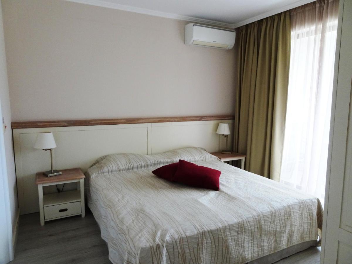 Private Apartments In White Rock Castle Balçık Dış mekan fotoğraf