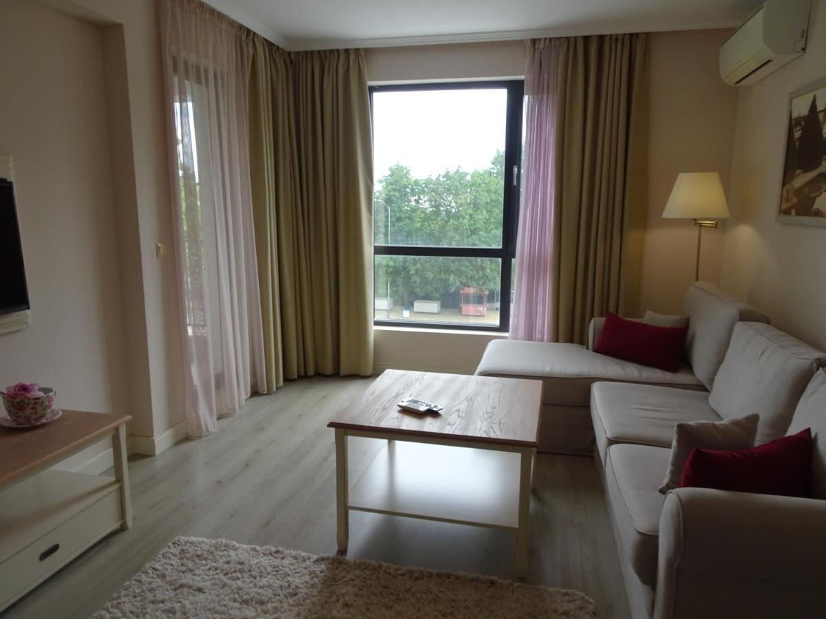 Private Apartments In White Rock Castle Balçık Dış mekan fotoğraf