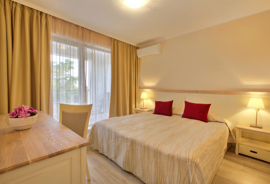 Private Apartments In White Rock Castle Balçık Oda fotoğraf